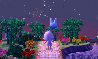 First time I have witnessed a fireworks show in ACNL! It's really pretty :) I just wish I had friends over.